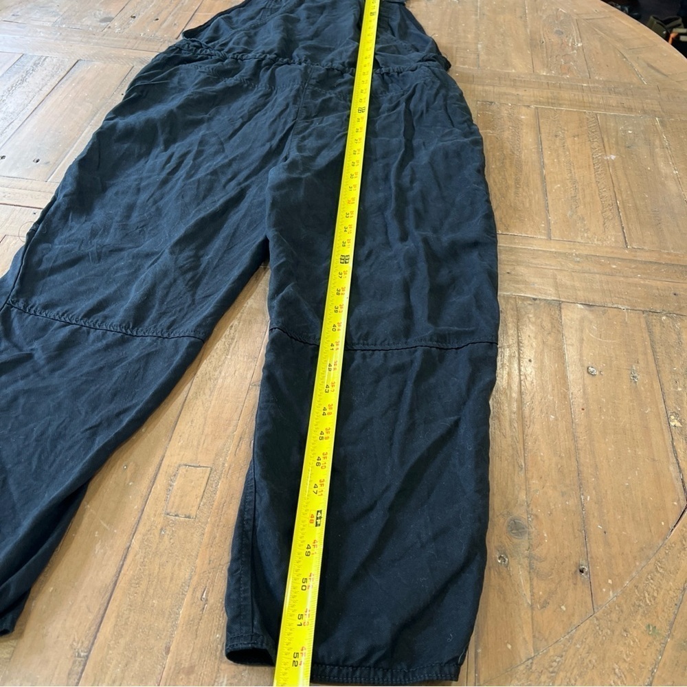 Aritzia Wilfred Free Valletta Cropped Overalls Medium Lyocell Twill Romper Black - Picture 8 of 13